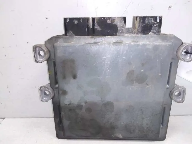 Centralita Motor Uce para Ford Fiesta (Cbk)