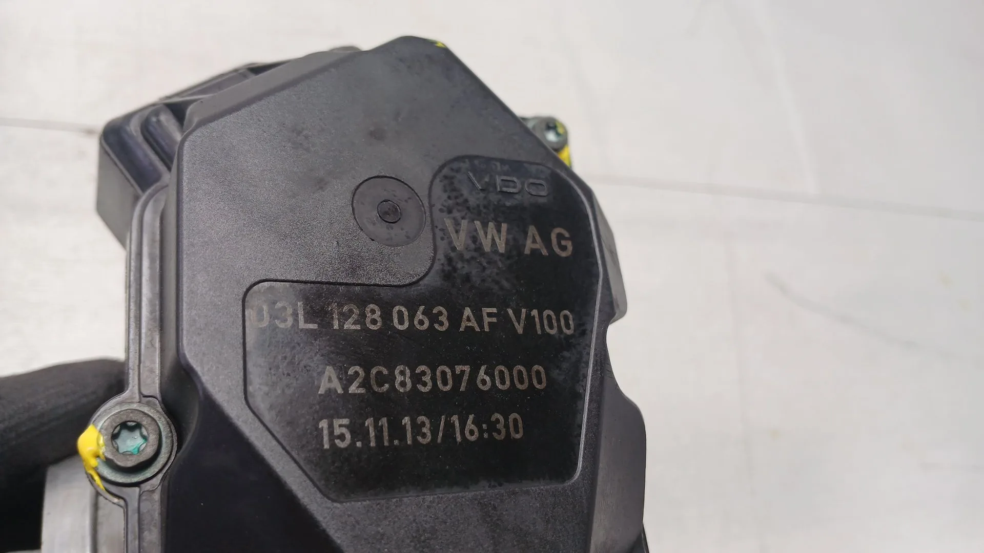 Caja Mariposa para Audi A4 Ber. (B8)