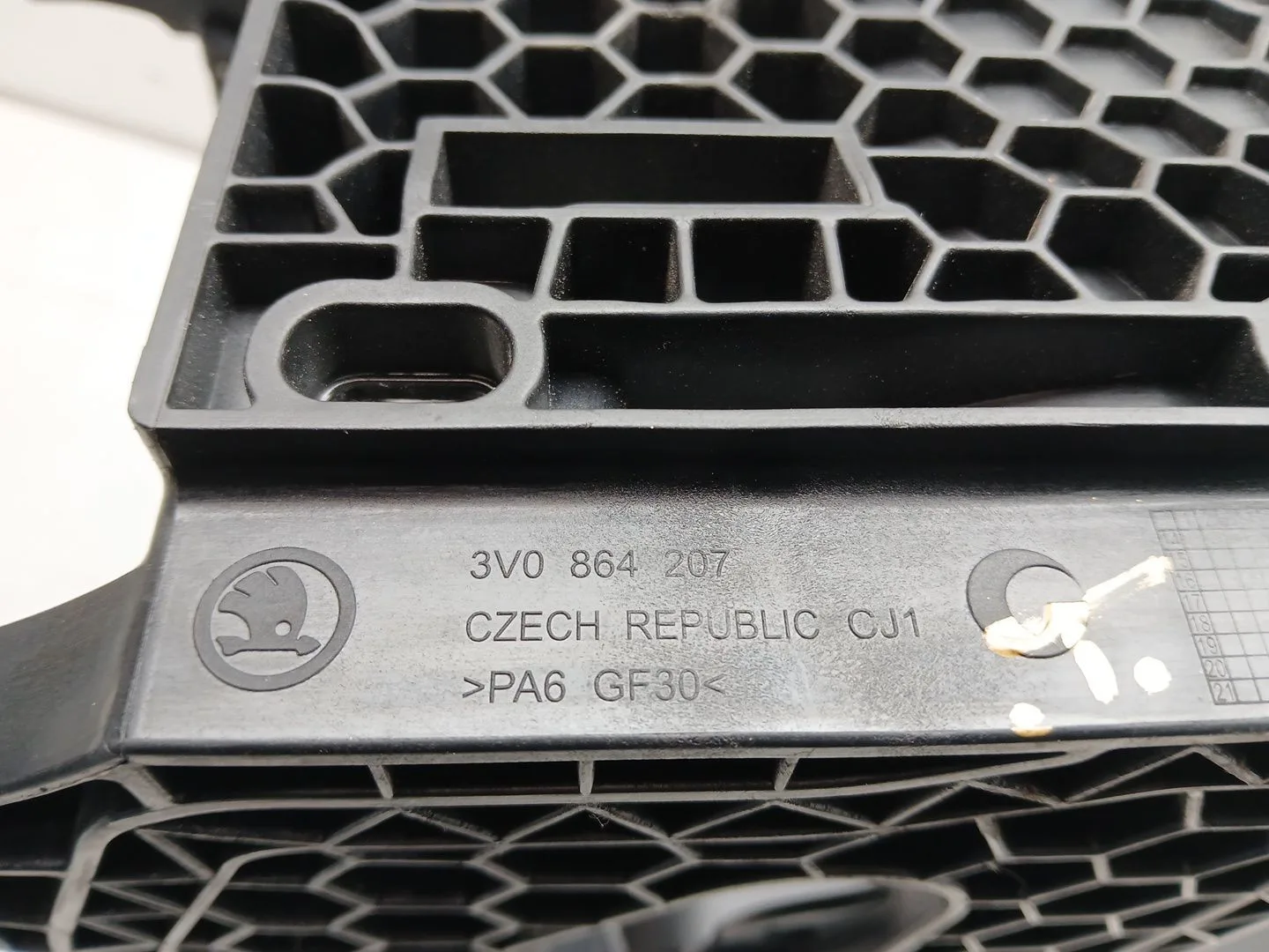 Apoyabrazos Central para Skoda Superb (3V3)