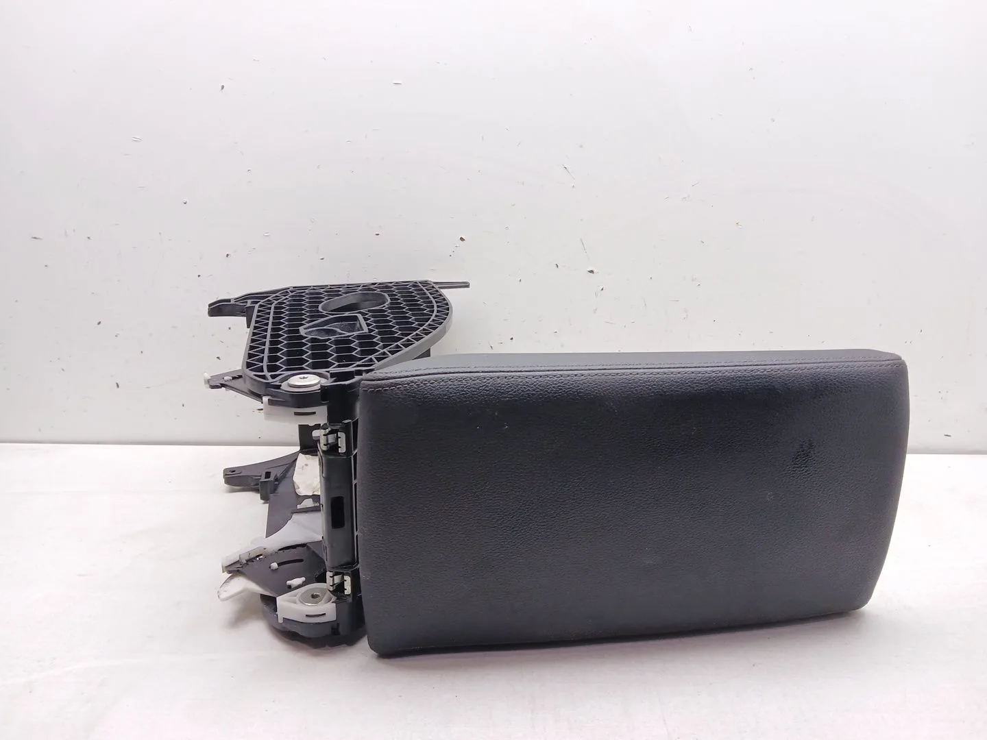 Apoyabrazos Central para Skoda Superb (3V3)