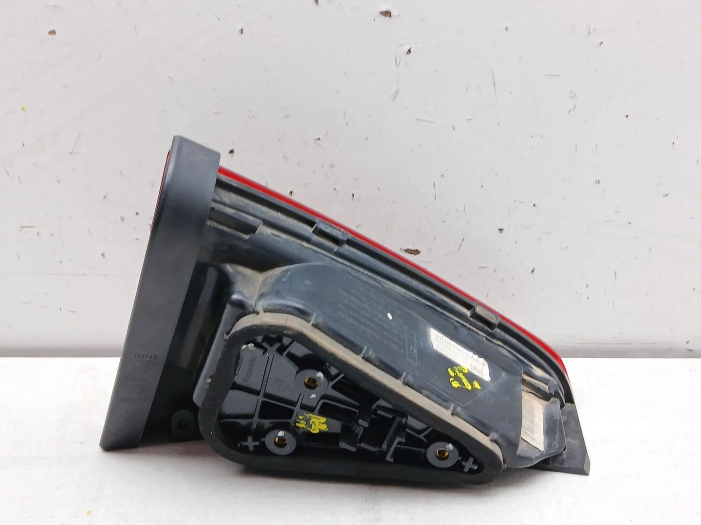 Piloto Trasero Derecho Interior para Skoda Superb (3V3)