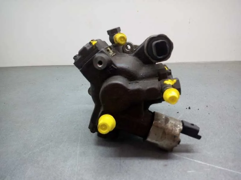 Bomba Inyeccion para Ford Fiesta (Cbk)