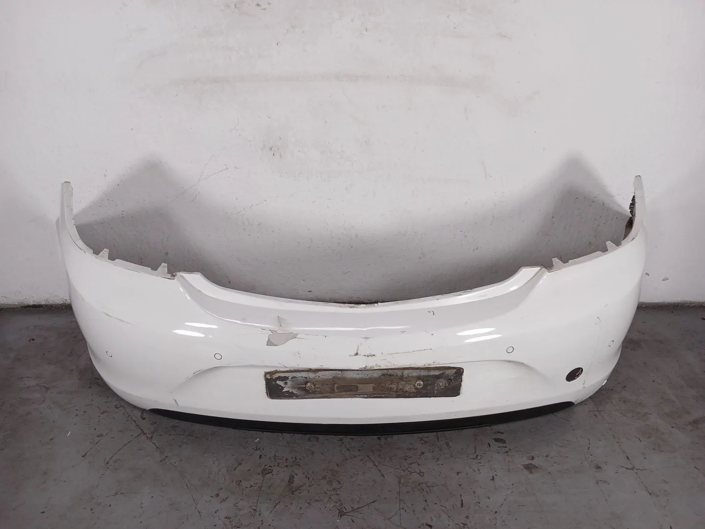 Paragolpes Trasero para Opel Insignia Berlina