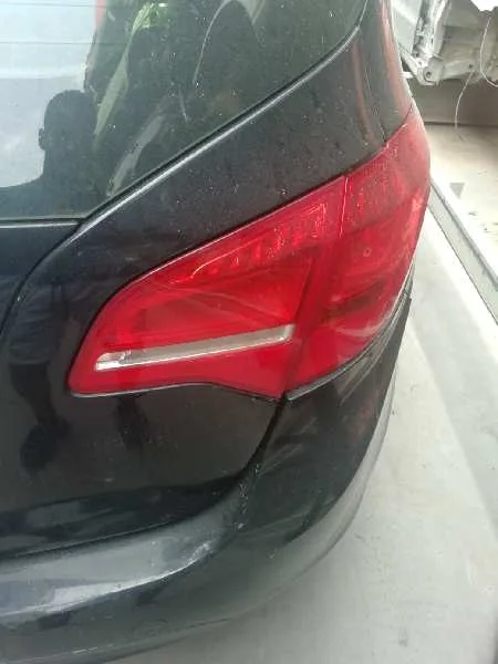 Piloto Trasero Derecho Interior para Opel Meriva B