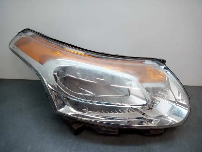 Faro Derecho para Citroën C3 Picasso