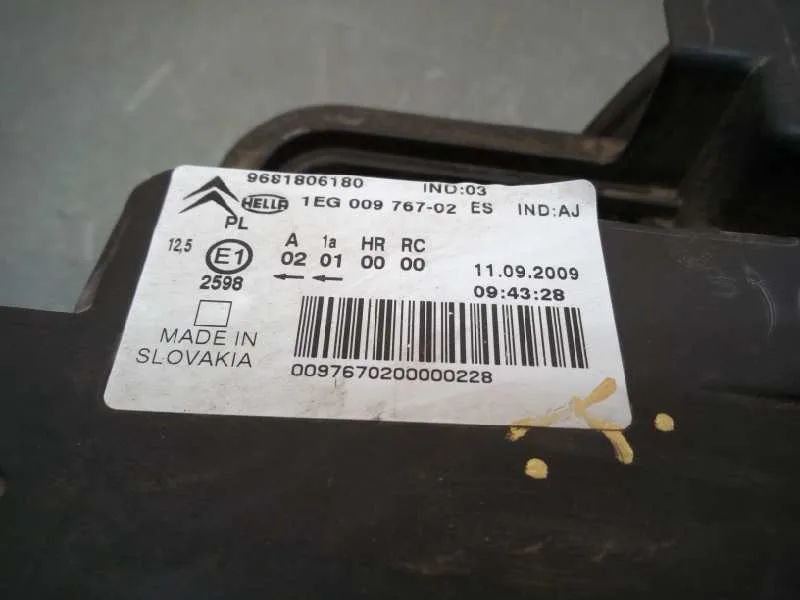 Faro Derecho para Citroën C3 Picasso