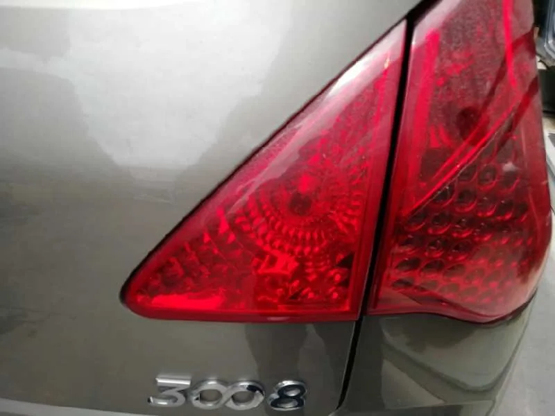 Piloto Trasero Derecho Interior para Peugeot 3008