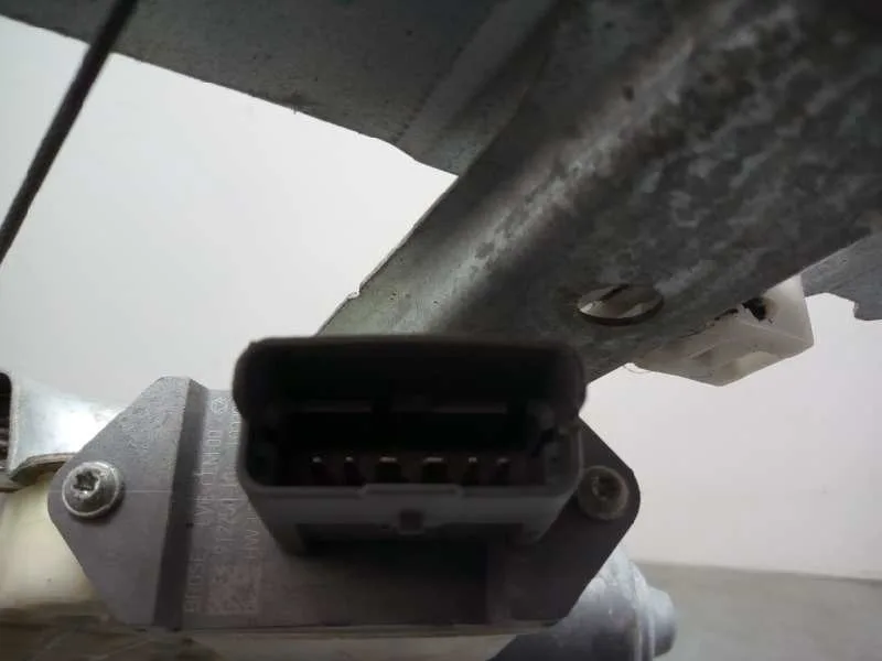 Elevalunas Delantero Derecho para Peugeot 5008