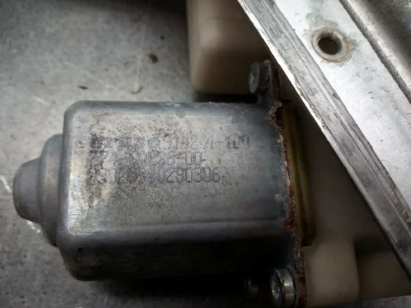 Elevalunas Delantero Derecho para Peugeot 5008