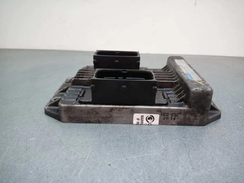Centralita Motor Uce para Opel Meriva