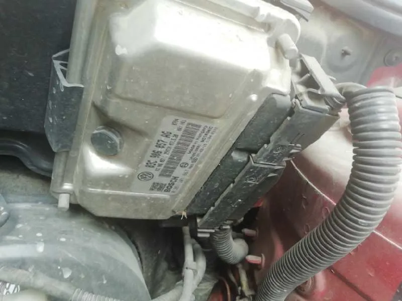 Centralita Motor Uce para Seat Ibiza (6L1)