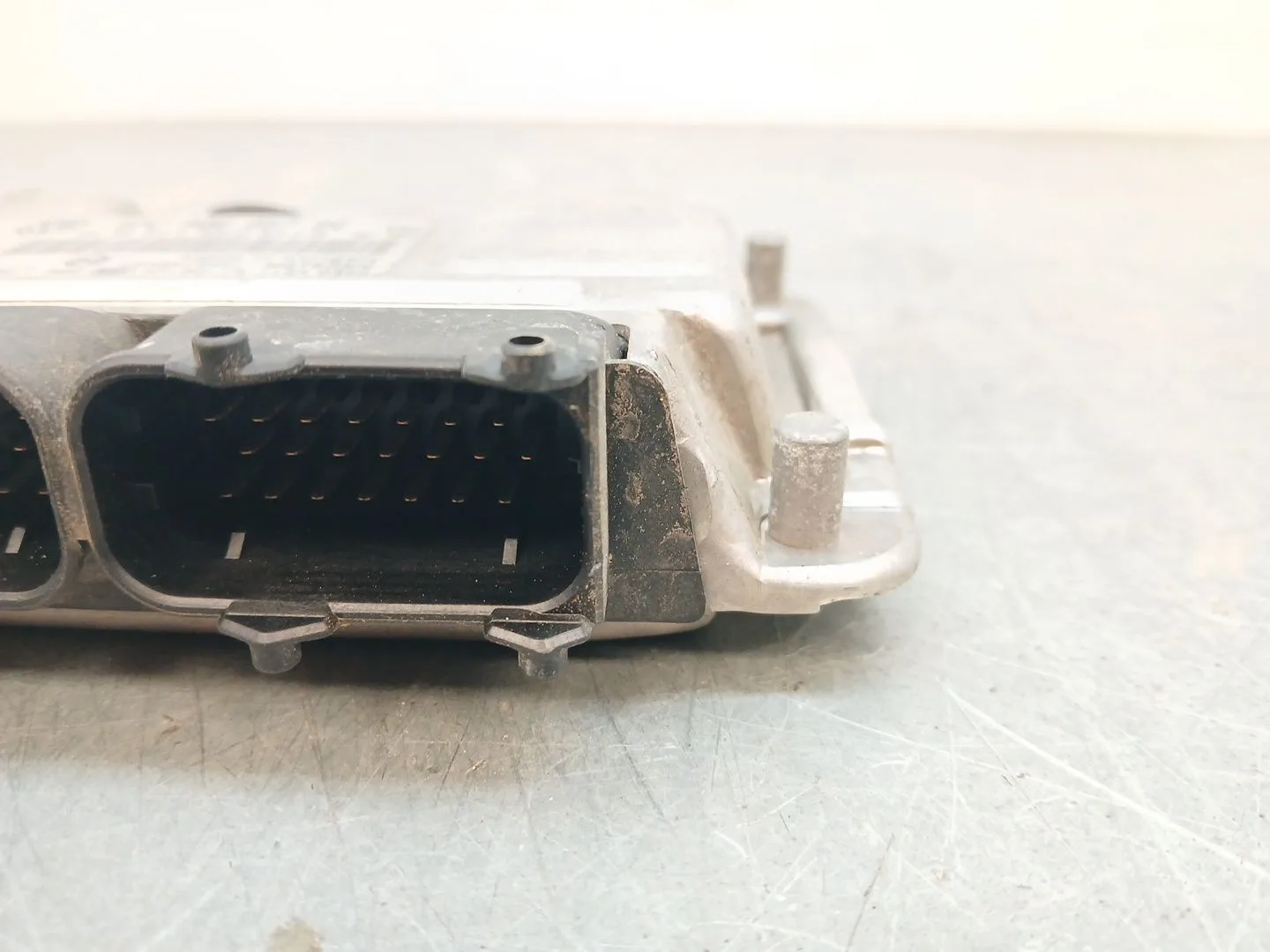 Centralita Motor Uce para Seat Ibiza (6L1)