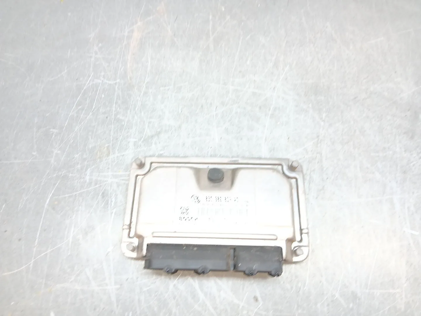 Centralita Motor Uce para Seat Ibiza (6L1)