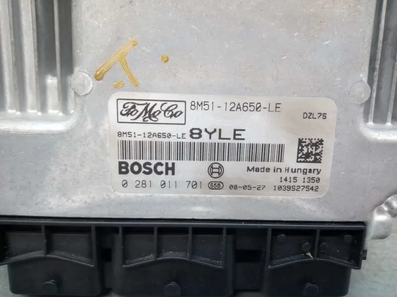 Centralita Motor Uce para Ford Focus Berlina (Cap)
