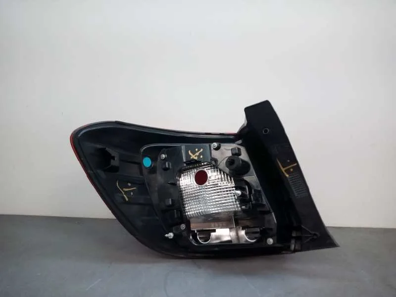Piloto Trasero Derecho para Dacia Logan Ii