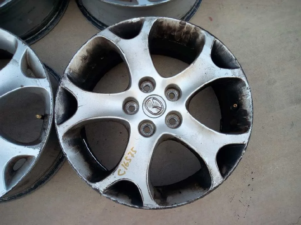 Juego Llantas para Mazda 5 Berl. (Cr)