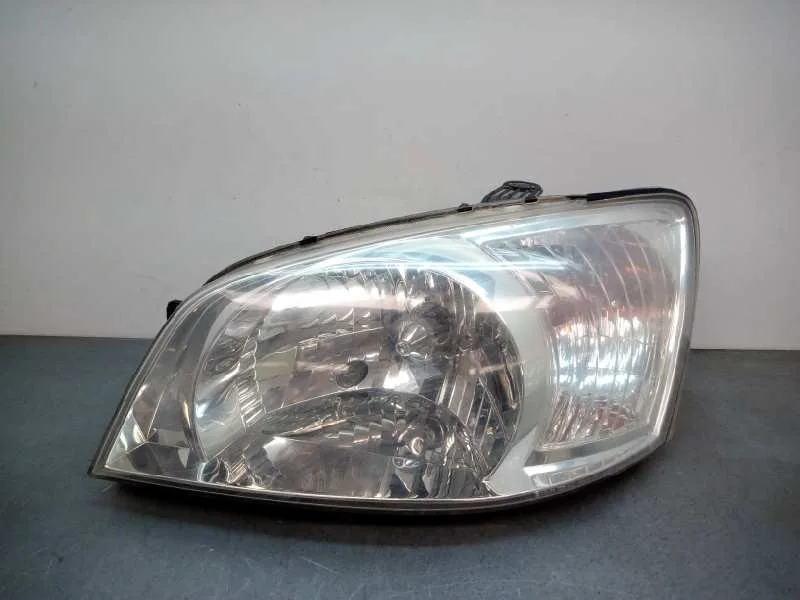 Faro Izquierdo para Hyundai Getz (Tb)