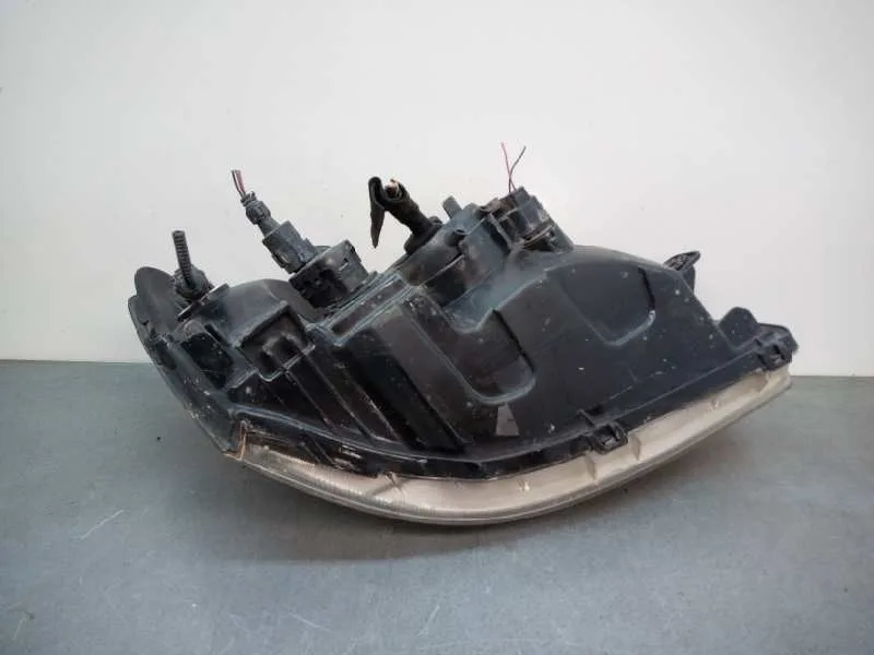Faro Izquierdo para Hyundai Getz (Tb)