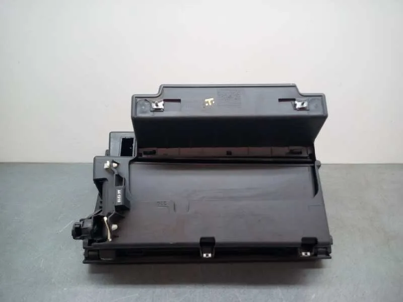 Guantera para Seat Leon St (5F8)