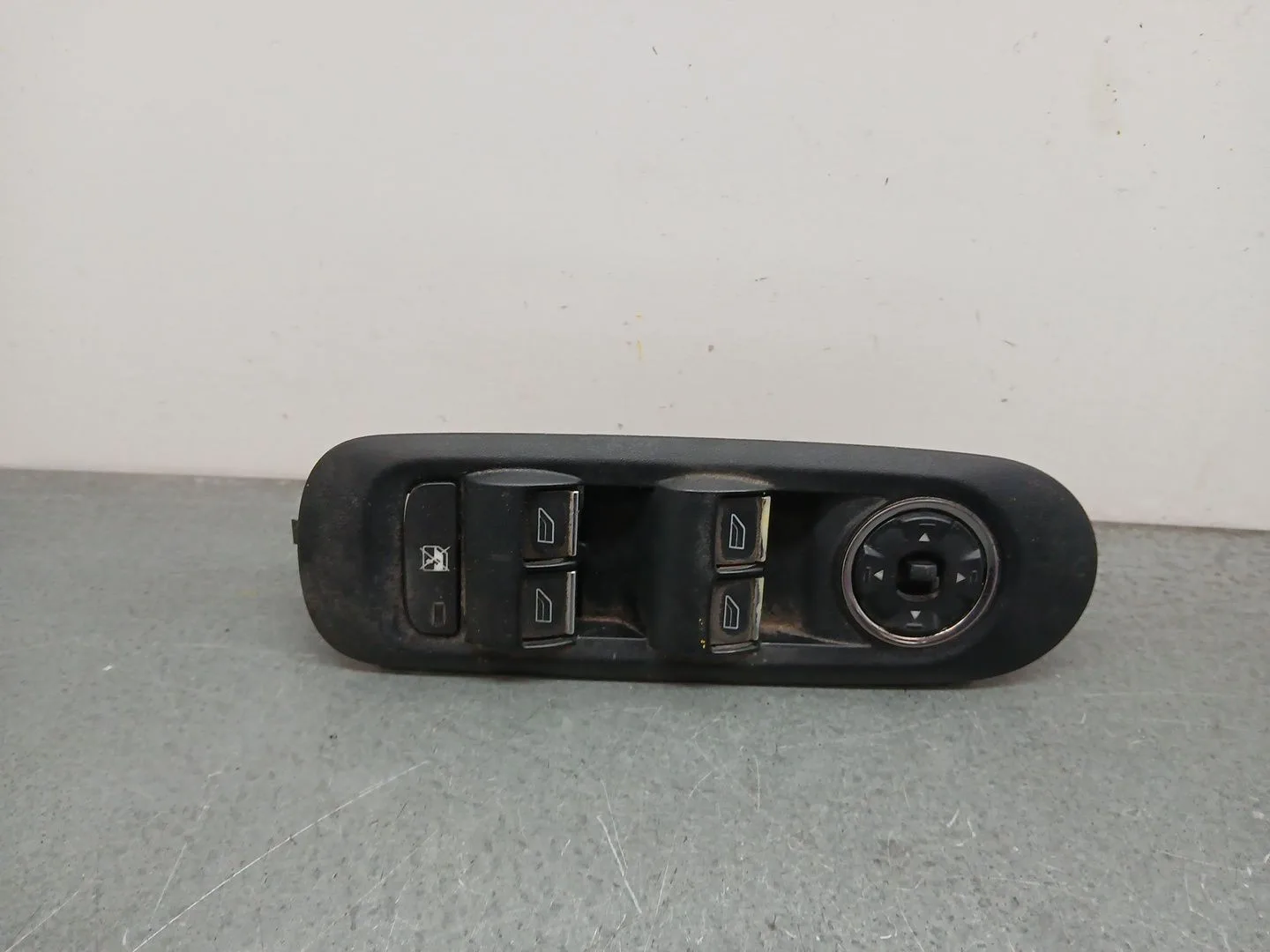 Mando Elevalunas Delantero Izquierdo para Ford Mondeo Ber. (Ca2)