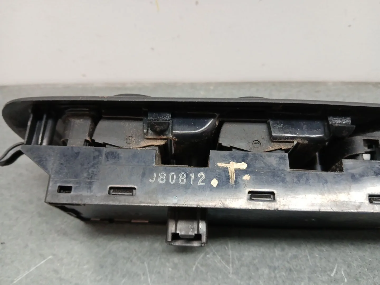 Mando Elevalunas Delantero Izquierdo para Ford Mondeo Ber. (Ca2)