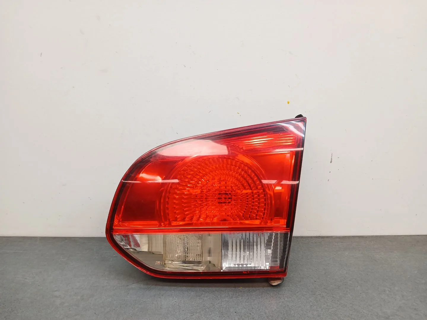Piloto Trasero Derecho Interior para Volkswagen Golf Vi (5K1)