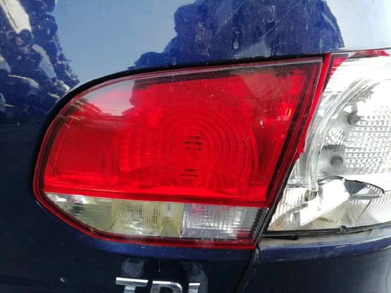 Piloto Trasero Derecho Interior para Volkswagen Golf Vi (5K1)