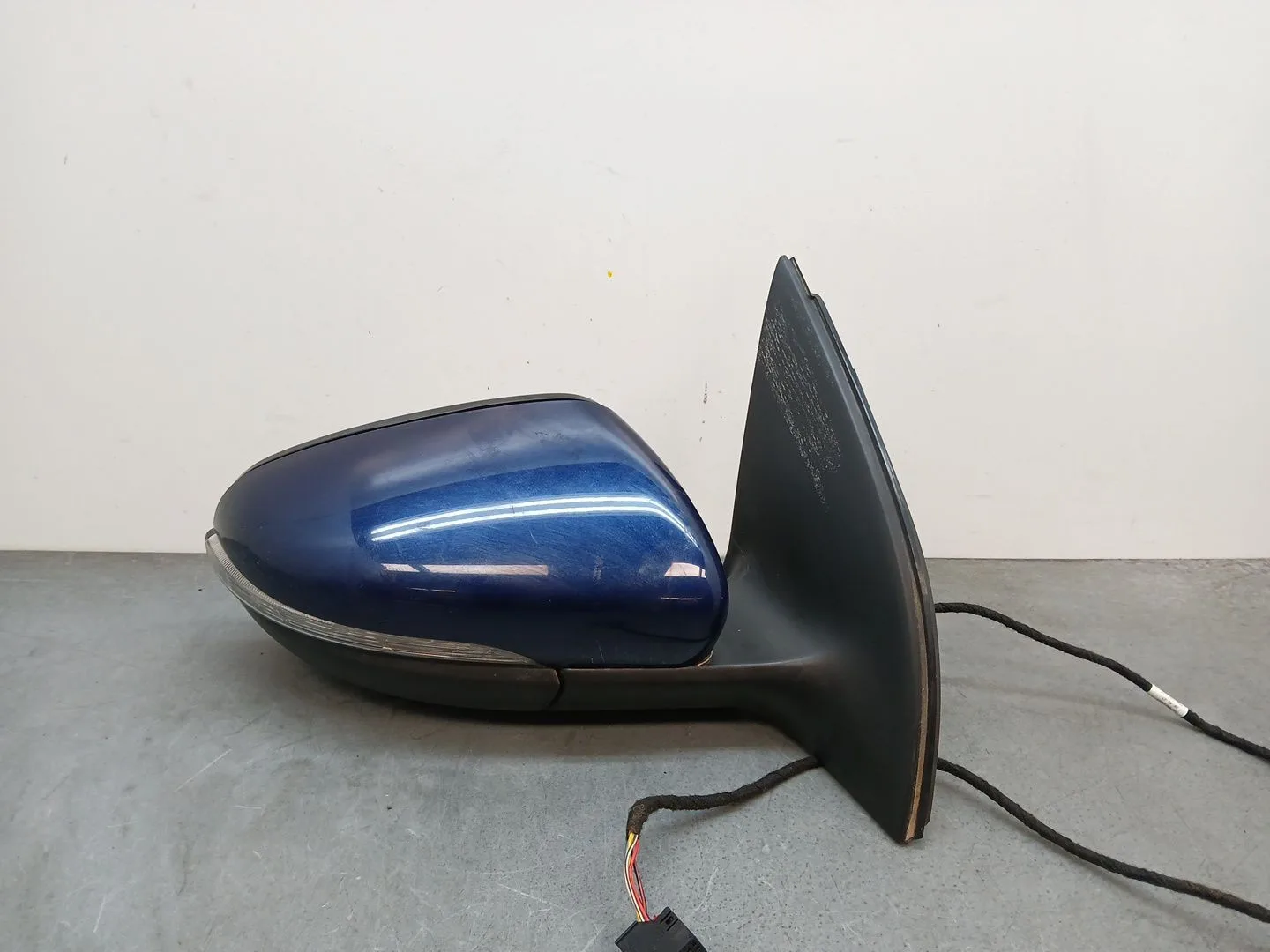 Retrovisor Derecho para Volkswagen Golf Vi (5K1)