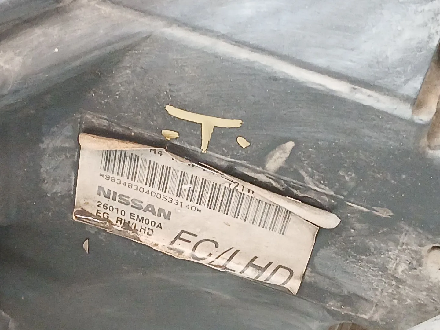 Faro Derecho para Nissan Tiida (C11X/Sc11X)