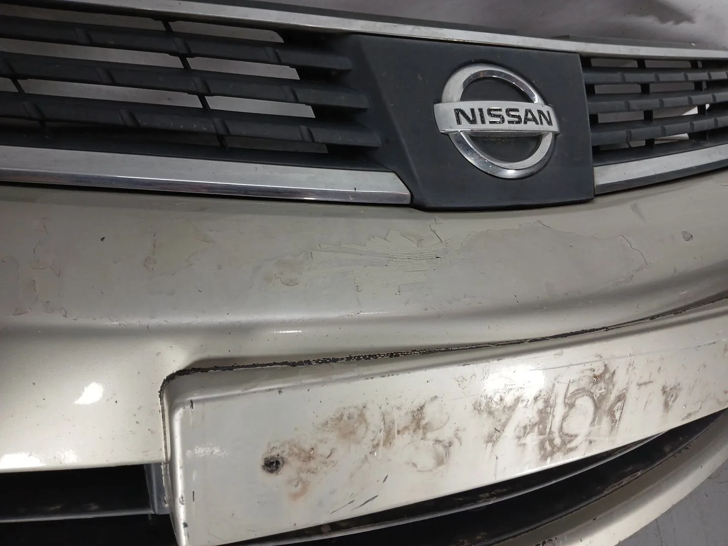 Paragolpes Delantero para Nissan Tiida (C11X/Sc11X)