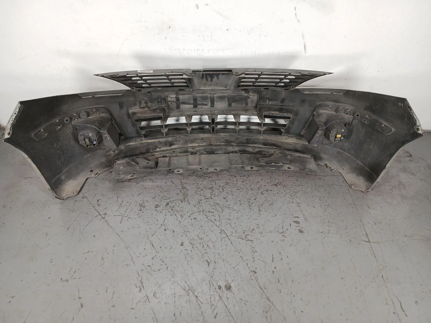Paragolpes Delantero para Nissan Tiida (C11X/Sc11X)
