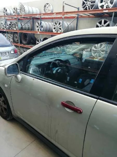 Puerta Delantera Izquierda para Nissan Tiida (C11X/Sc11X)