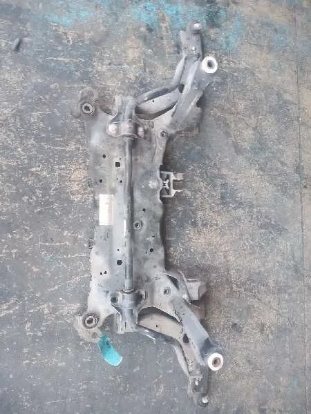 Puente Delantero para Volvo V40