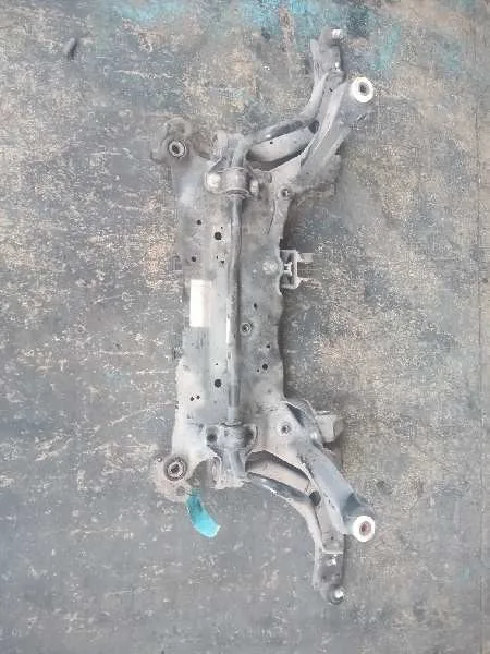 Puente Delantero para Volvo V40