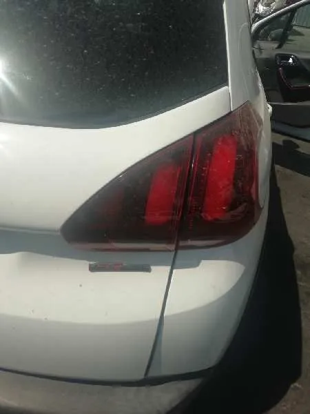 Piloto Trasero Derecho Interior para Peugeot 2008 (--.2013->)