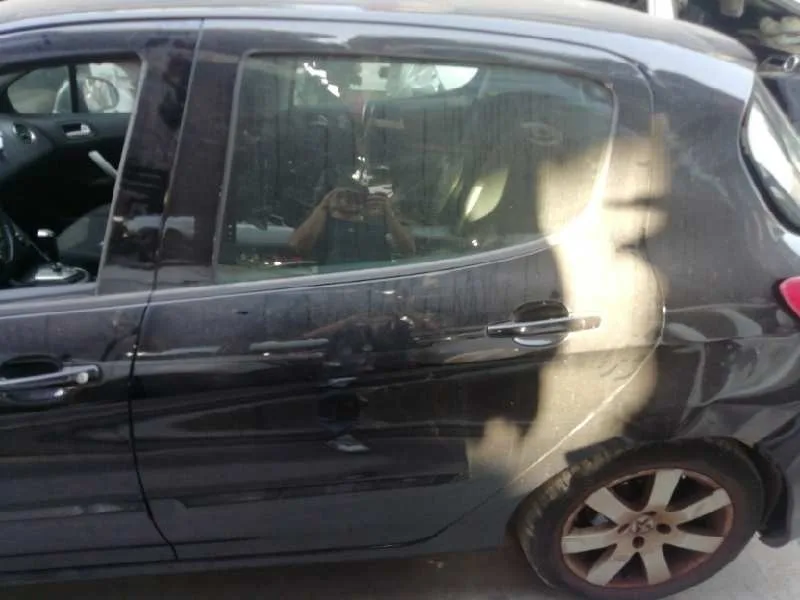 Puerta Trasera Izquierda para Peugeot 308