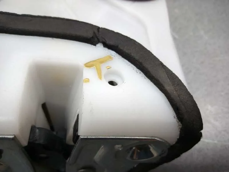 Cerradura Puerta Trasera Derecha para Suzuki Swift (Az)