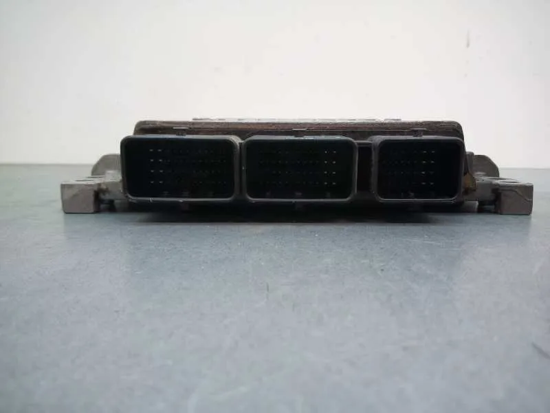 Centralita Motor Uce para Renault Megane Ii Berlina 5P