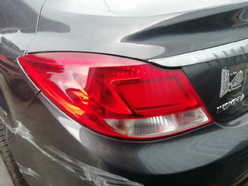 Piloto Trasero Izquierdo para Opel Insignia Berlina