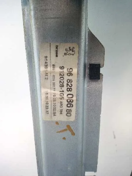 Elevalunas Trasero Derecho para Peugeot 3008