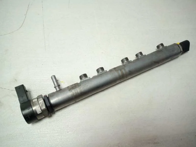 Rampa Inyectora para Bmw Serie 1 Berlina (E81/E87)