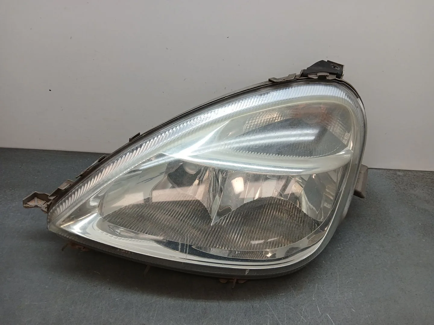 Faro Izquierdo para Mercedes-Benz Clase A (W168)
