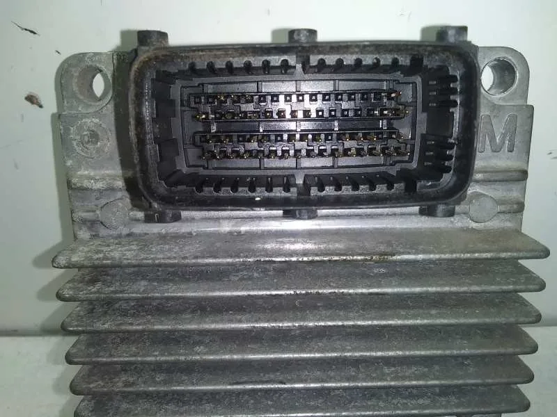 Centralita Motor Uce para Chevrolet Aveo / Kalos Hatchback (T200)