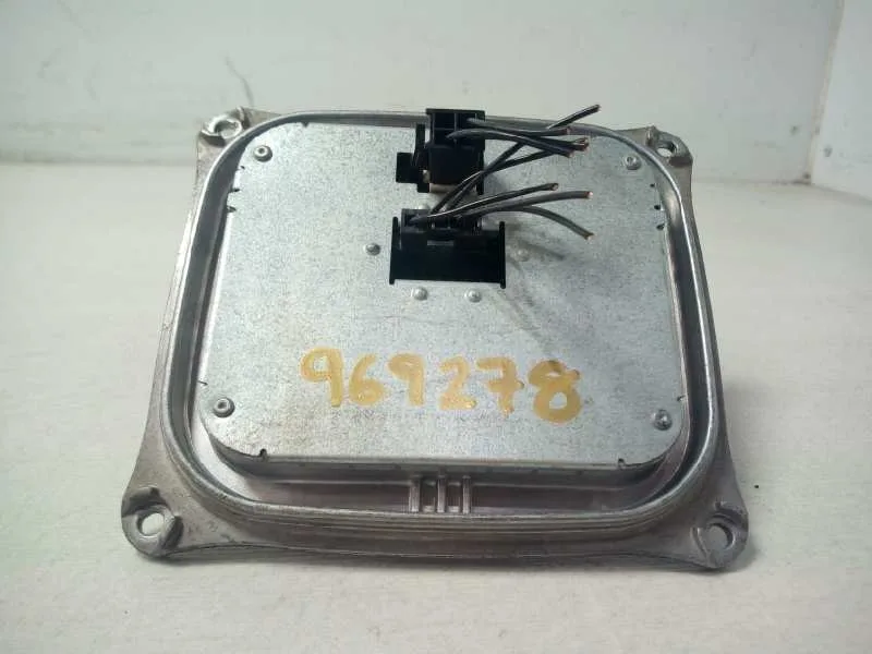 Centralita Faros Xenon para Opel Astra J Gtc