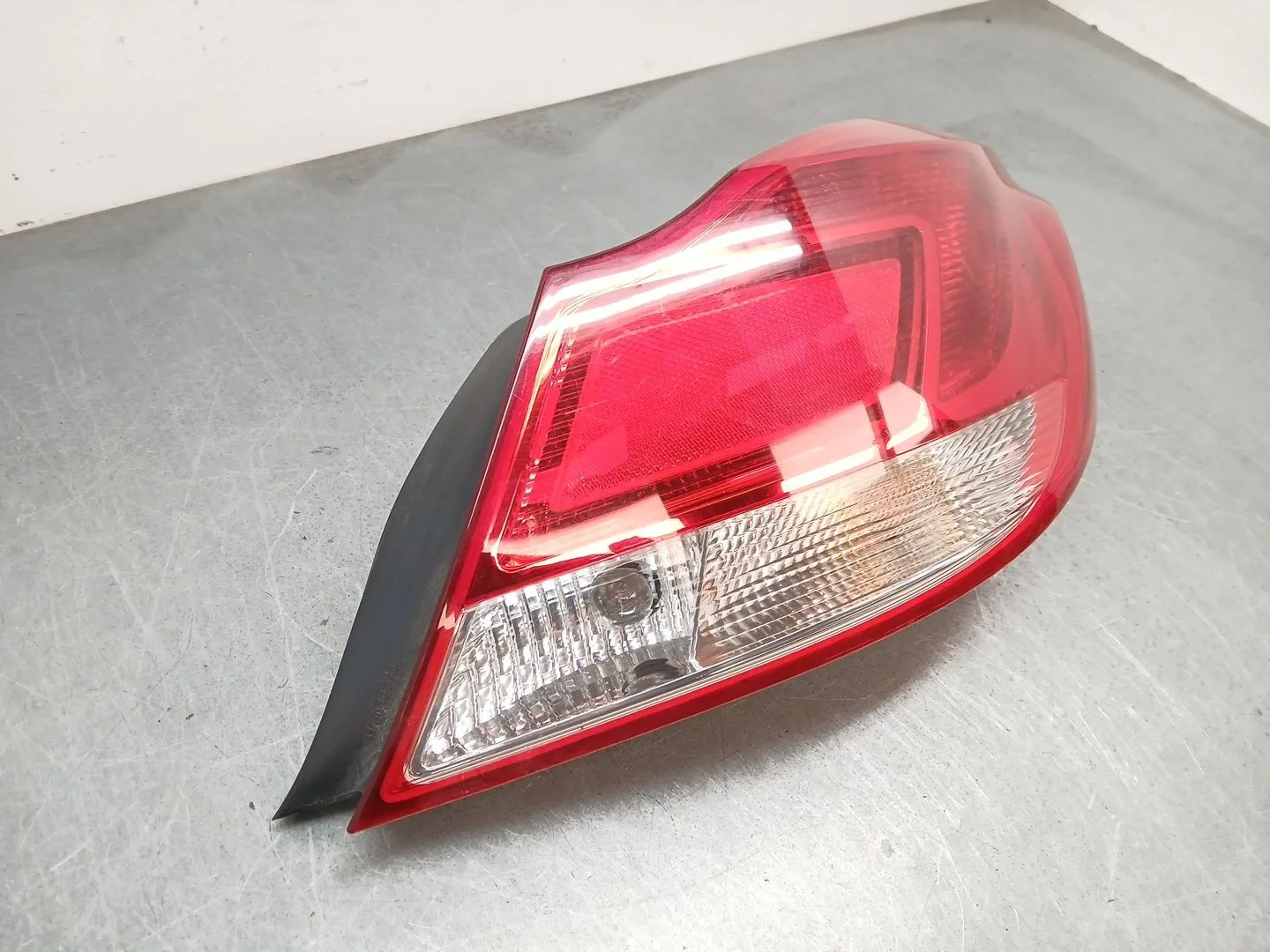 Piloto Trasero Derecho para Opel Insignia Berlina