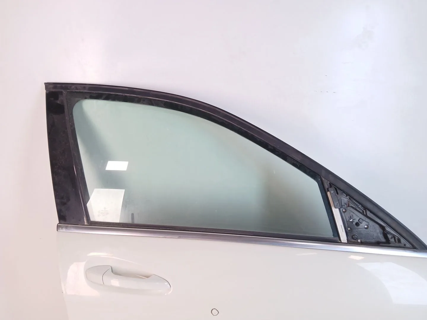 Puerta Delantera Derecha para Mercedes-Benz Clase C (W204) Berlina