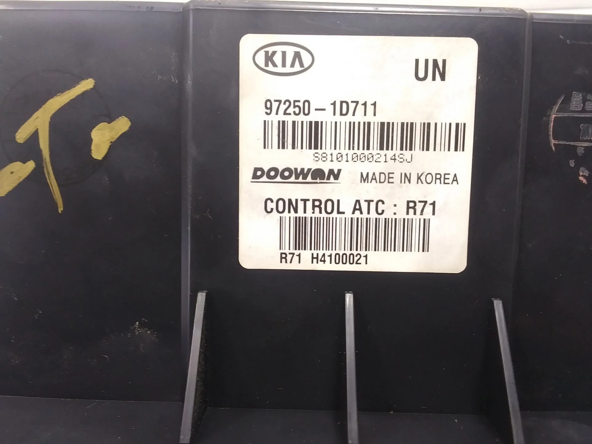 Mando Climatizador para Kia Carens (Un)
