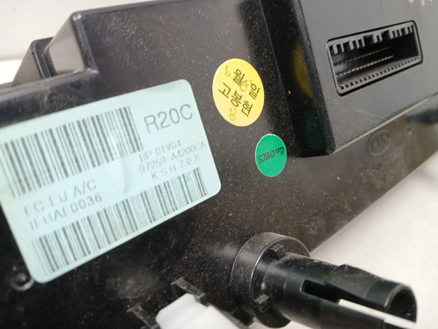 Mando Climatizador para Kia Carens ( )
