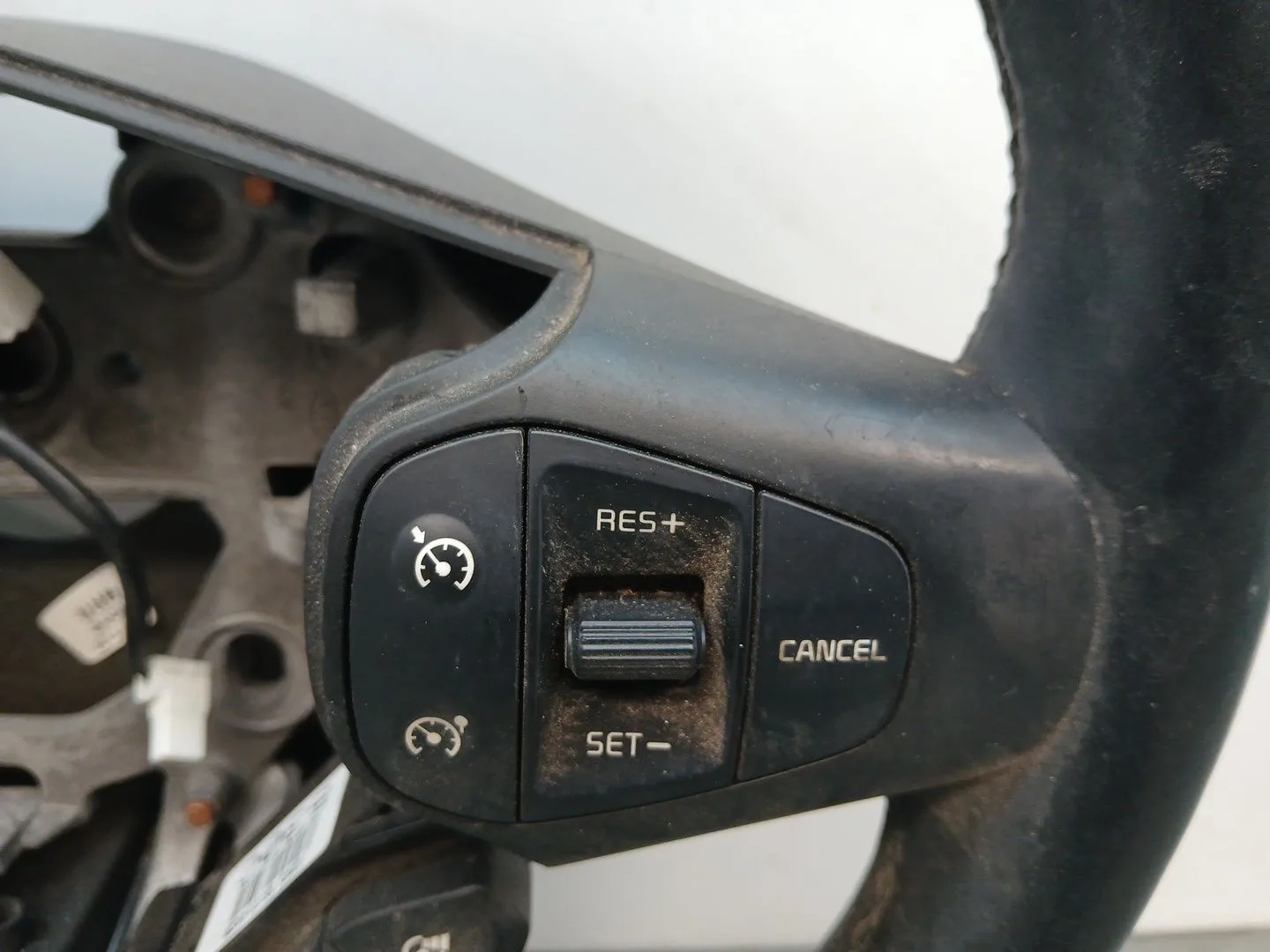 Volante para Kia Carens ( )