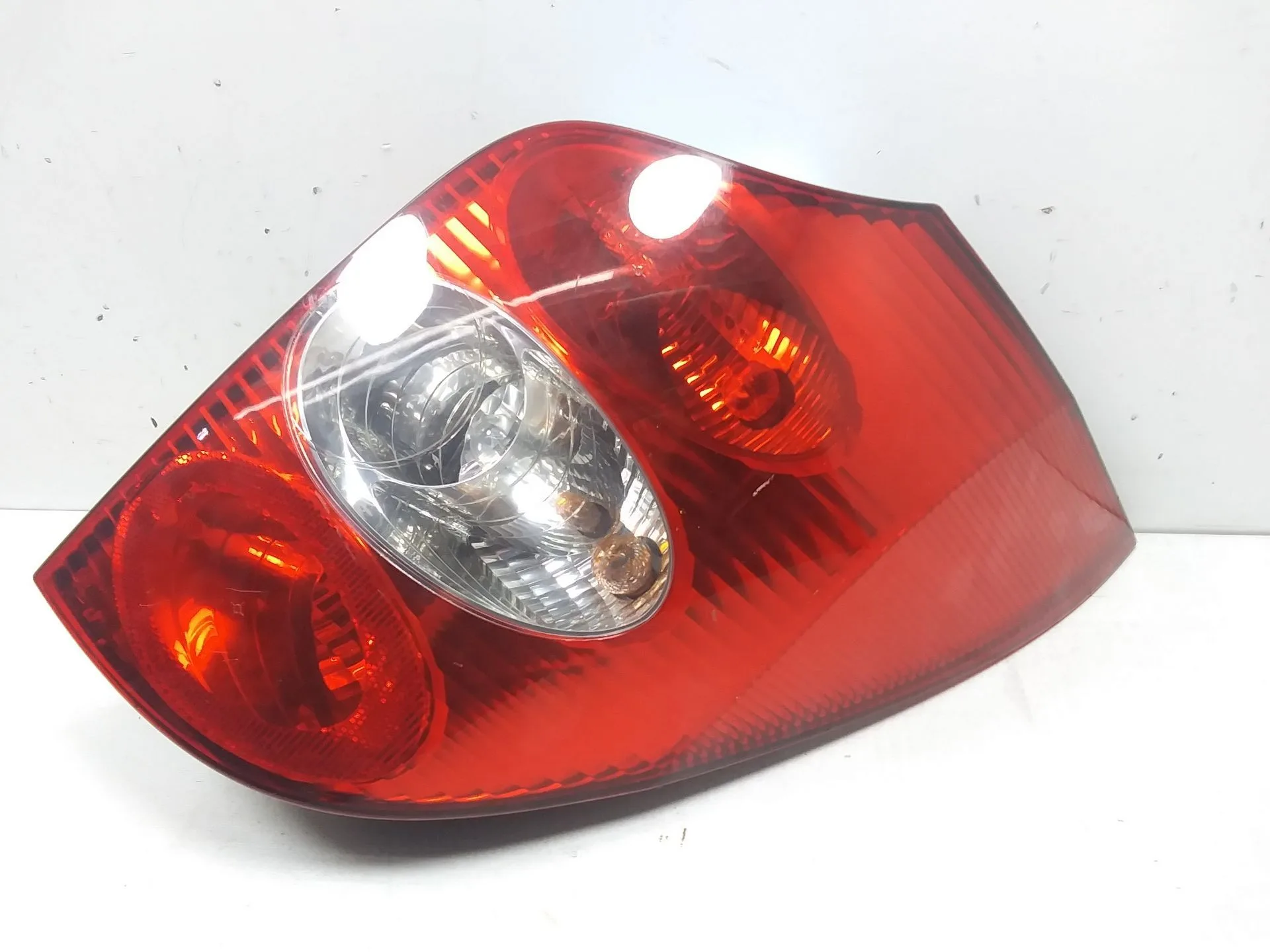 Piloto Trasero Derecho para Renault Laguna Ii Grandtour (Kg0)